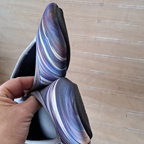 Isotoner Stretch Washable Rubber Sole Memory Foam Comfort Ballerina Flats - Picture 7 of 10